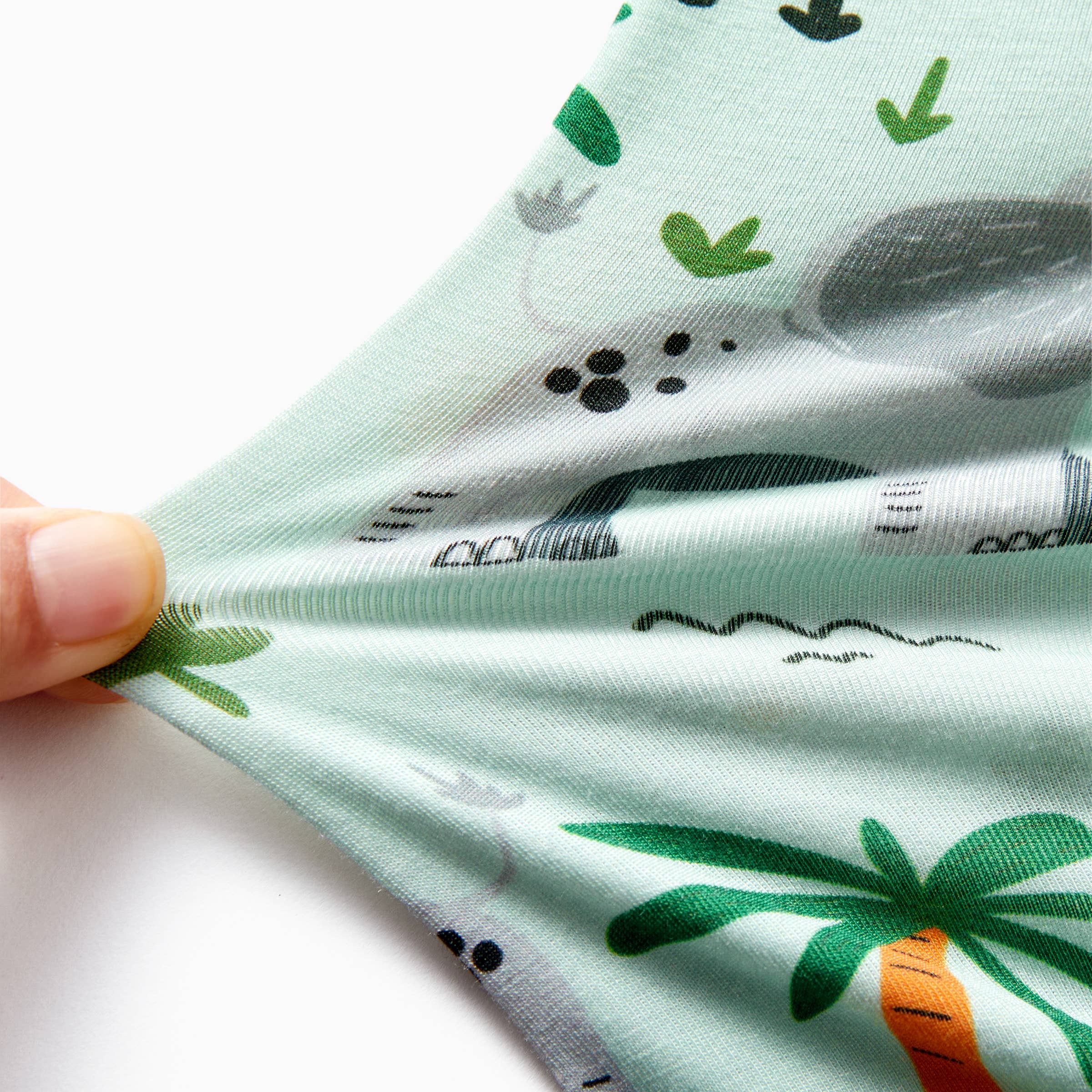 DreamCozy Bamboo Baby Romper Zippered: Multicolor / 6-12 Months